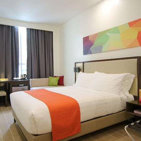 Hotel Lucky Chinatown Binondo Манила Экстерьер фото