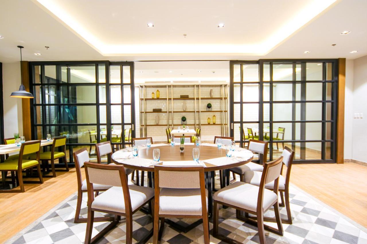 Hotel Lucky Chinatown Binondo Манила Экстерьер фото